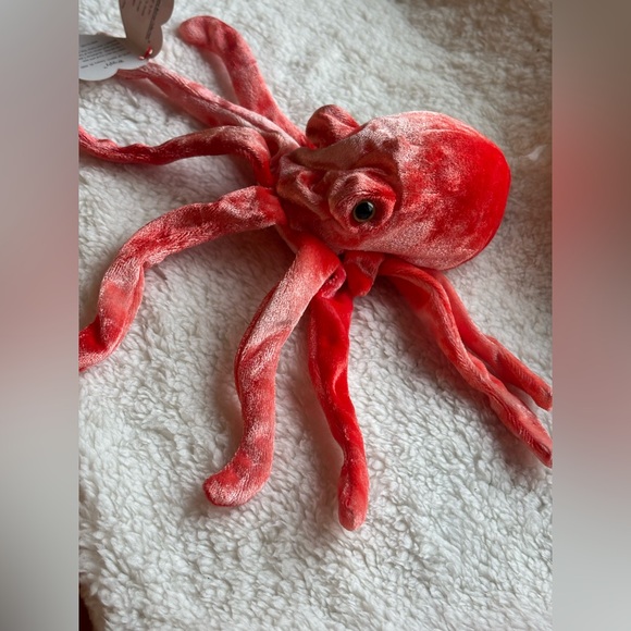 Ty Beanie Babies Red “Wiggly” Octopus Stuffed Animal. Collectors item - Picture 3 of 8